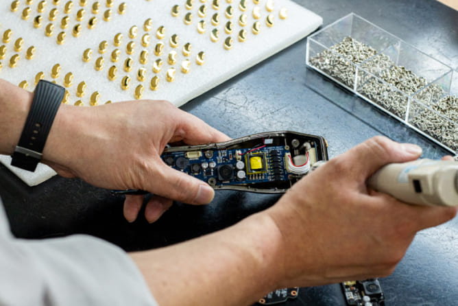 組み立ての様子